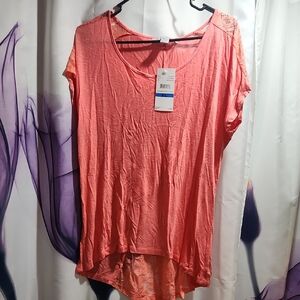 By Design Coral Women's Top With Lace Detail. Size XL. NWT